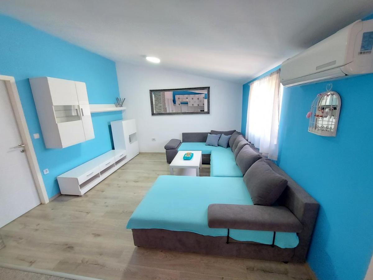 Apartman Ana Štinjan Екстериор снимка