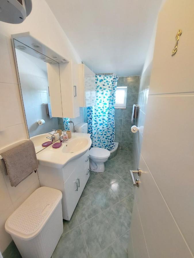 Apartman Ana Štinjan Екстериор снимка